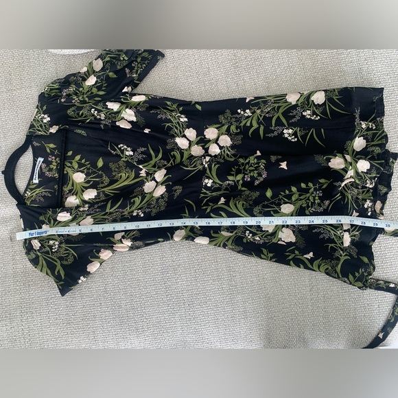 Reformation Monica Anastasia Floral Ruffle V-neck Tie Wrap Mini Dress - Picture 7 of 8